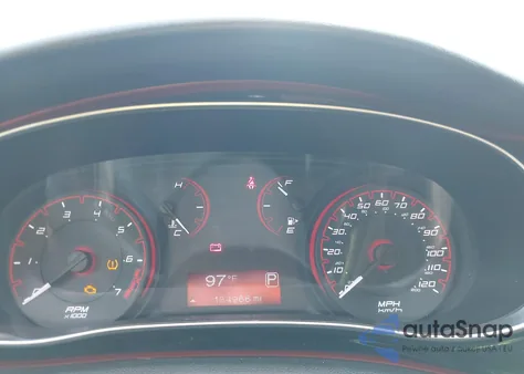 2015 Dodge Dart Sxt z USA, uszkodzony, nr VIN 1C3CDFBB5FD330337